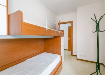 Camera da letto - Trilocale viale Tito Livio, 25, Anzio - foto 20