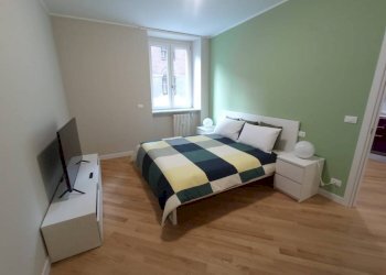 Camera da letto - Bilocale via Conte Rosso, 3, Torino (zona Centro) - foto 10