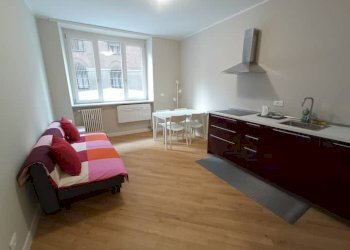 Cucina - Bilocale via Conte Rosso, 3, Torino (zona Centro) - foto 2