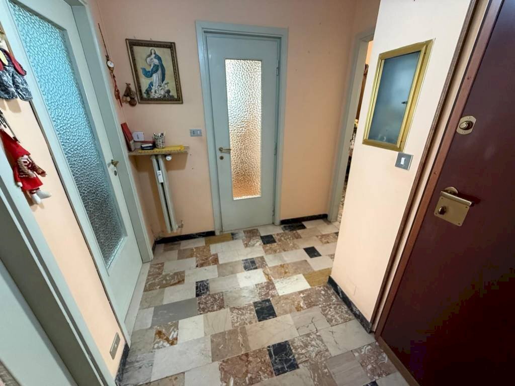 Ingresso - Three-room apartment corso Orbassano, 224/5, Torino (neighborhood Santa Rita) - photo 3