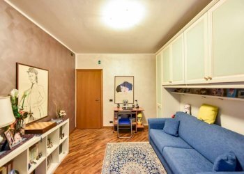 Camera da letto - Quadrilocale via Cesare Pavese, 36, Venaria Reale - foto 8