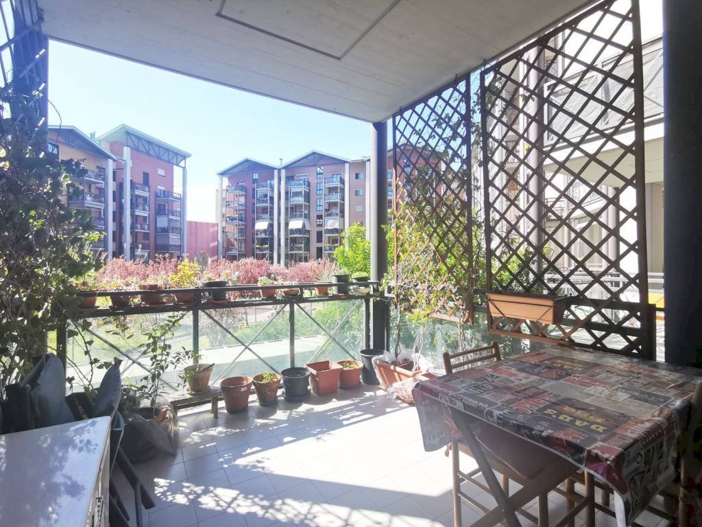 Terrazzo - Appartamento corso Enrico Gamba, 37, Torino (zona Borgo Vittoria) - foto 1