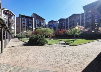 Cortile interno - Apartment corso Enrico Gamba, 37, Torino (neighborhood Borgo Vittoria) - photo 47