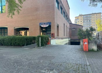 Zona - Box via Andrea Costa, 160, Bologna (neighborhood Costa Saragozza) - photo 1