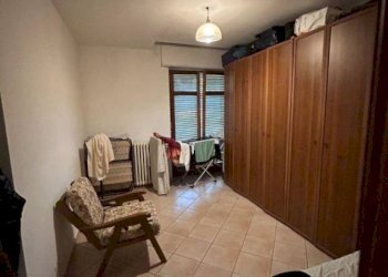 Camera da letto - Three-room apartment via Cimabue, 8, Torino (neighborhood Mirafiori Nord) - photo 4