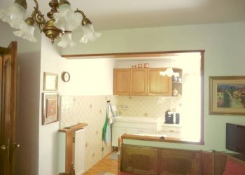 Cucina - Three-room apartment salita Gave, 31, Genova (neighborhood Struppa) - photo 10