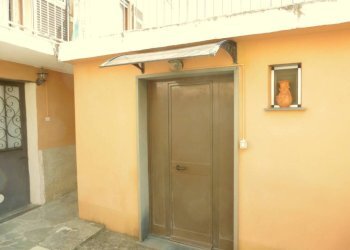 Cortile interno - Three-room apartment salita Gave, 31, Genova (neighborhood Struppa) - photo 32