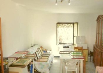 Cantina - Three-room apartment salita Gave, 31, Genova (neighborhood Struppa) - photo 33