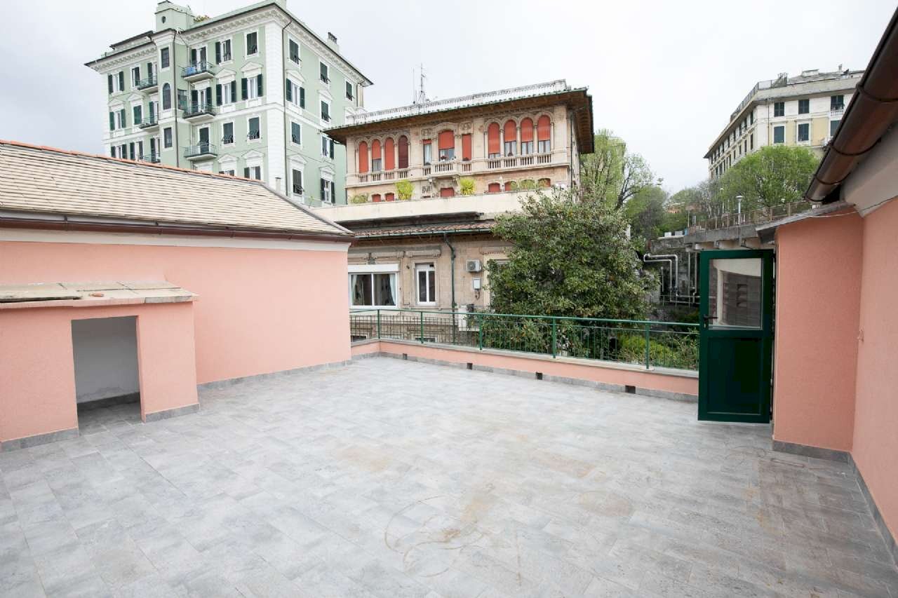 appartamento in vendita con terrazzo castelletto c - Appartamento via Caffaro, 25-9, Genova (zona Castelletto) - foto 1