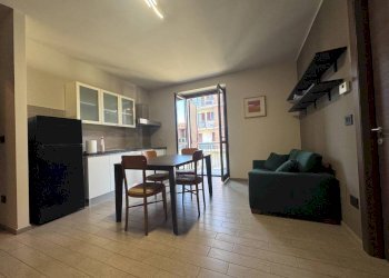 Salone - Appartamento via Luigi Gavuzzi, Carmagnola - foto 6