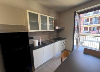 Cucina - Appartamento via Luigi Gavuzzi, Carmagnola - foto 7