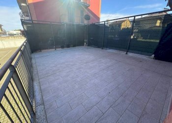 Terrazzo - Appartamento via Luigi Gavuzzi, Carmagnola - foto 11