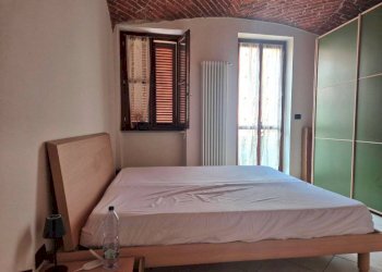Camera da letto - Bilocale via Guglielmo Marconi, 4, Borgo San Dalmazzo - foto 9