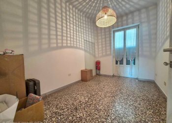 Camera da letto - Trilocale via Guglielmo Marconi, 13, Borgo San Dalmazzo - foto 11