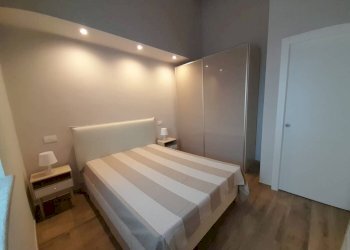Camera da letto - Apartment via David, 50, Borgo San Dalmazzo - photo 11