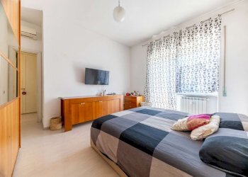 Camera da letto 4. - Trilocale via Dei Radiotelegrafisti, Roma - foto 17