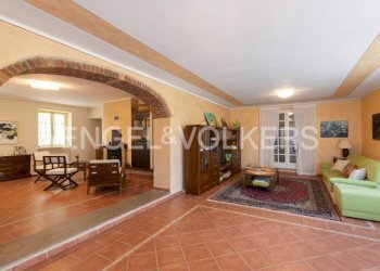 Salone - Villa via Bricco Scaiola, Monale - foto 2