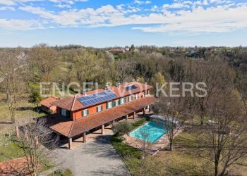 Piscina - Villa via Bricco Scaiola, Monale - foto 9