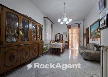 Salone - Stabile - Palazzo via Principe di Napoli, 31, Carmiano - foto 12