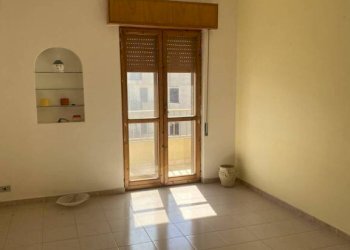 Cucina - Appartamento via Paestum, 11, Ragusa - foto 2