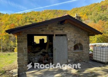 Facciata - Rustico Località Trombetta, Bardi - foto 5
