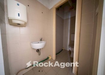 Bagno - Negozio via Cagliari, 11, Sorso - foto 10