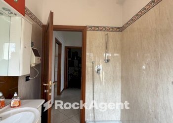 Bagno - Capannone largo Remo Coen, Parma - foto 21