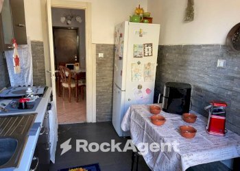 Cucina - Attico via Lacedonia, 37, Roma - foto 17