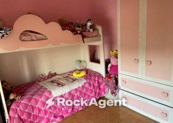 Camera da letto - Attico via Lacedonia, 37, Roma - foto 12