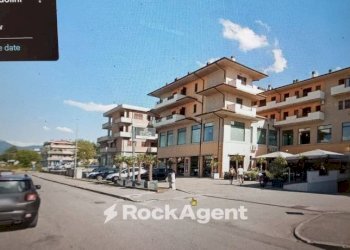 Zona - Magazzino via Giacomo Brodolini, 30, Fabriano - foto 2