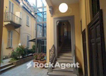 Interno palazzo - Three-room apartment via Coluccio Salutati, 17, Milano (neighborhood Washington) - photo 8