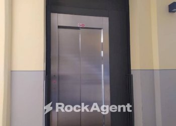 Ascensori - Three-room apartment via Coluccio Salutati, 17, Milano (neighborhood Washington) - photo 11