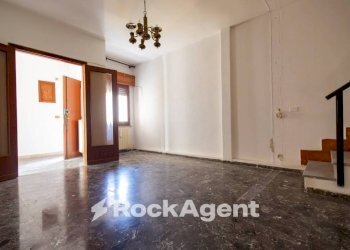 Cucina - Appartamento via degli Svevi, 92, Catanzaro - foto 11