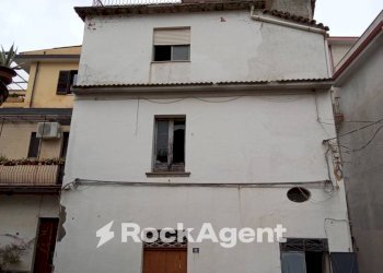 Facciata - Casa indipendente traversa Marconi, Martone - foto 1