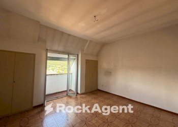 Camera da letto - Appartamento via Puccini, Solignano - foto 8