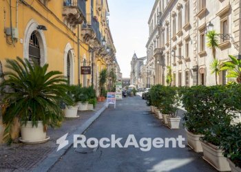 Zona - Negozio via Crociferi, 62, Catania - foto 14