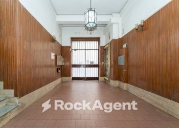 Interno palazzo - Bilocale via Gaetano Donizetti, 81, Catania - foto 5