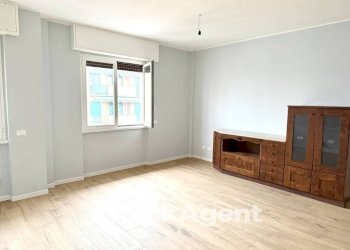 Cucina - Appartamento via Cristoforo Gluck, 59, Milano - foto 3