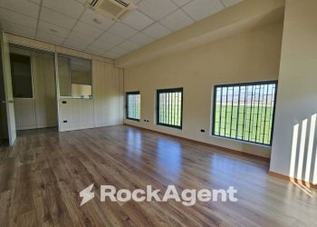 Ufficio - Ufficio C.da Profeta, 12, Caraffa di Catanzaro - foto 1