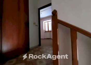 Disimpegno - Three-room apartment via Cavour, 1, Acquapendente - photo 9
