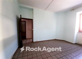 Camera da letto - Three-room apartment via Cavour, 1, Acquapendente - photo 15