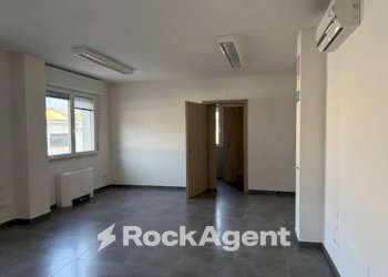 Ufficio - Office largo Remo Coen, Parma - photo 11