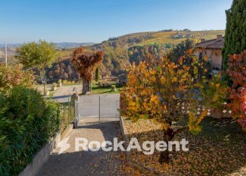 Vista - Casa indipendente via Circonvallazione, 19, Castiglione Tinella - foto 20