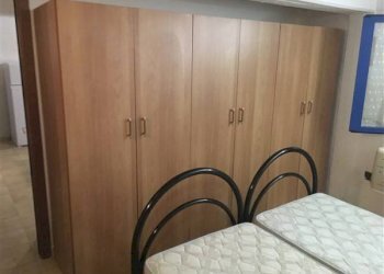 Camera da letto - Two-room apartment via Cervino, 45, Pisa - photo 9