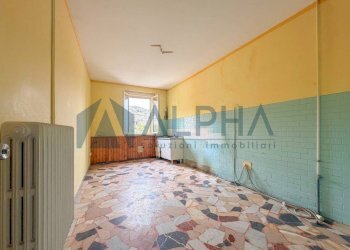 Salone - Appartamento via Giuseppe Garibaldi, Dovadola - foto 5