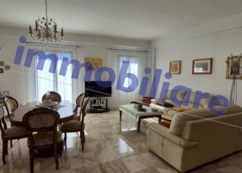 Salone - Casa indipendente corso dei Mille, Alcamo - foto 1