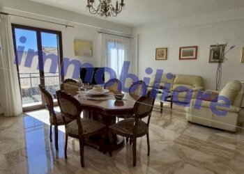 Salone - Casa indipendente corso dei Mille, Alcamo - foto 4