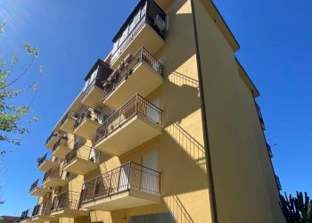 WhatsApp Image 2026-04-10 at 12.48.56 (9).jpeg - Appartamento Viale Aldo Moro 15, Bova Marina - foto 1