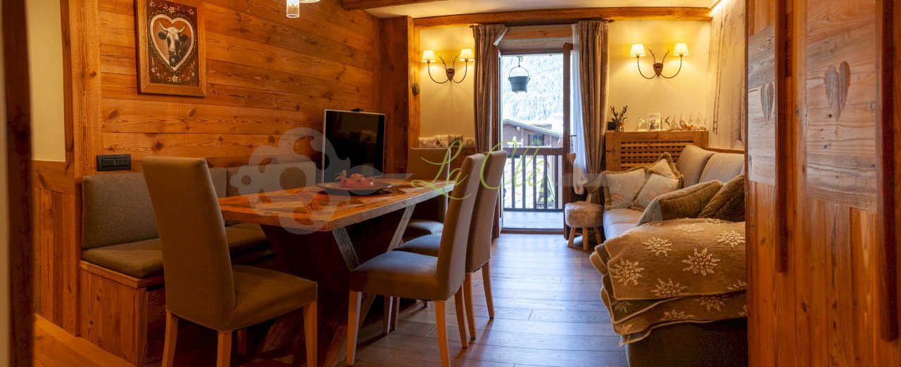 AFFITTO COURMAYEUR - SOGGIORNO E ZONA PRANZO - Appartamento Courmayeur - foto 3