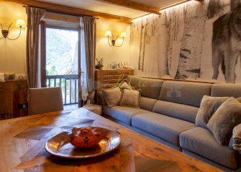 AFFITTO COURMAYEUR - SOGGIORNO E ZONA PRANZO - Appartamento Courmayeur - foto 1